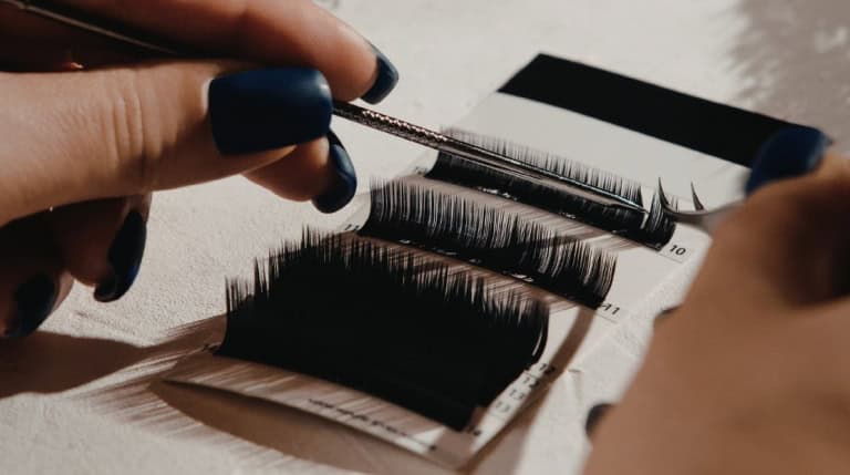 eyelash extension training